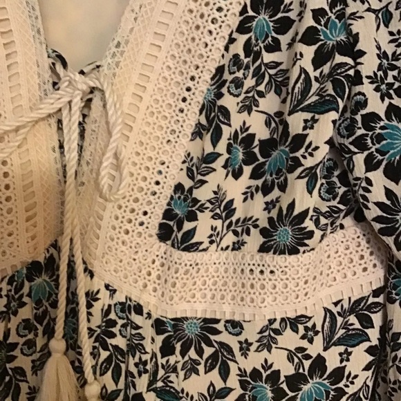 TORRID Lace Up GAUZE Crochet Peasant Bohemian FLORAL Skater Dress 00 Size 10/12 - Picture 3 of 8